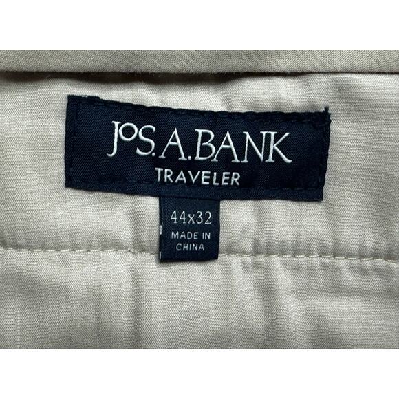 NWT Jos A. Bank Men's Tailored Fit Traveler Khaki Chino Pants - Size 44x32 - Picture 5 of 6